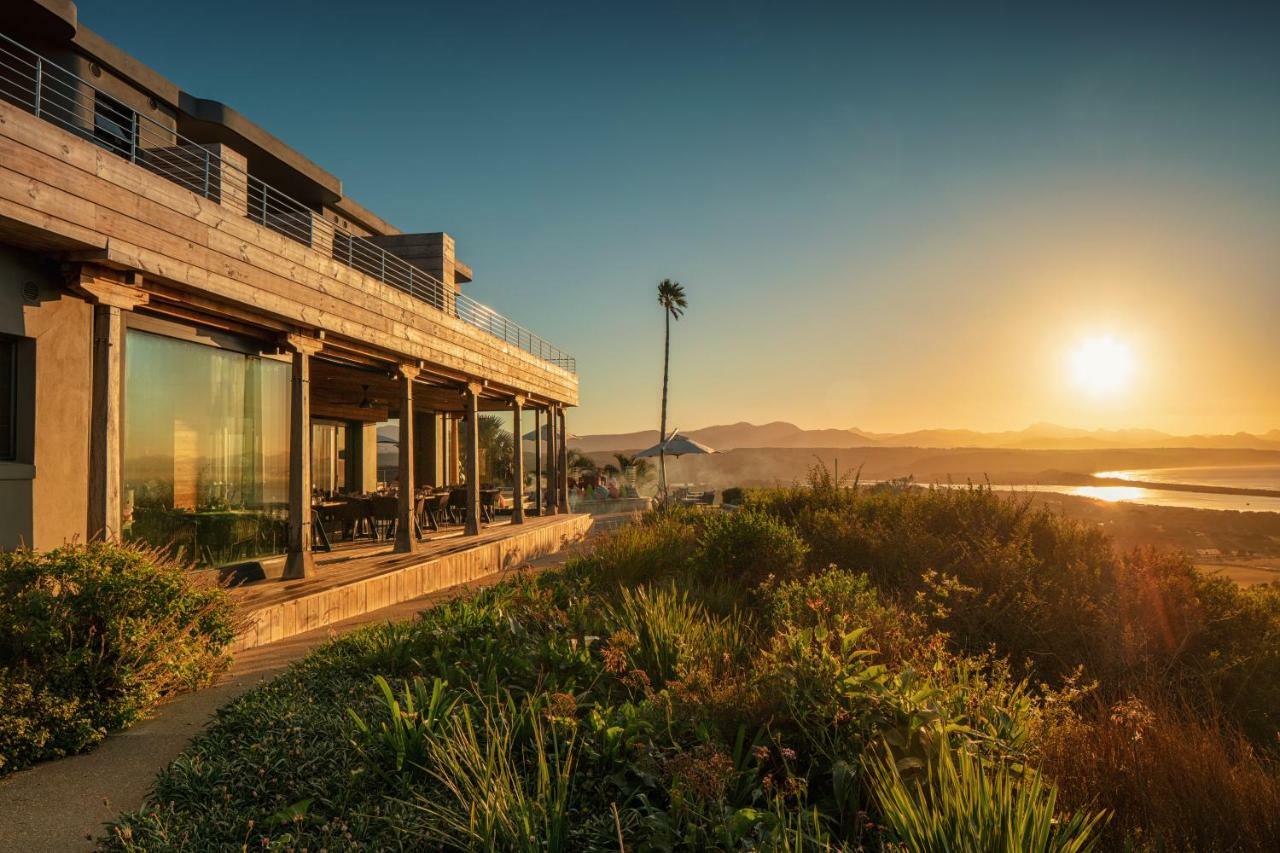 Sky Villa Boutique Hotel By Raw Africa Collection Plettenberg Bay Exterior photo Sunset at the Hotel